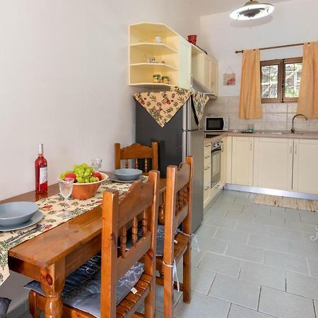 גאיוס Voula Apartments מראה חיצוני תמונה