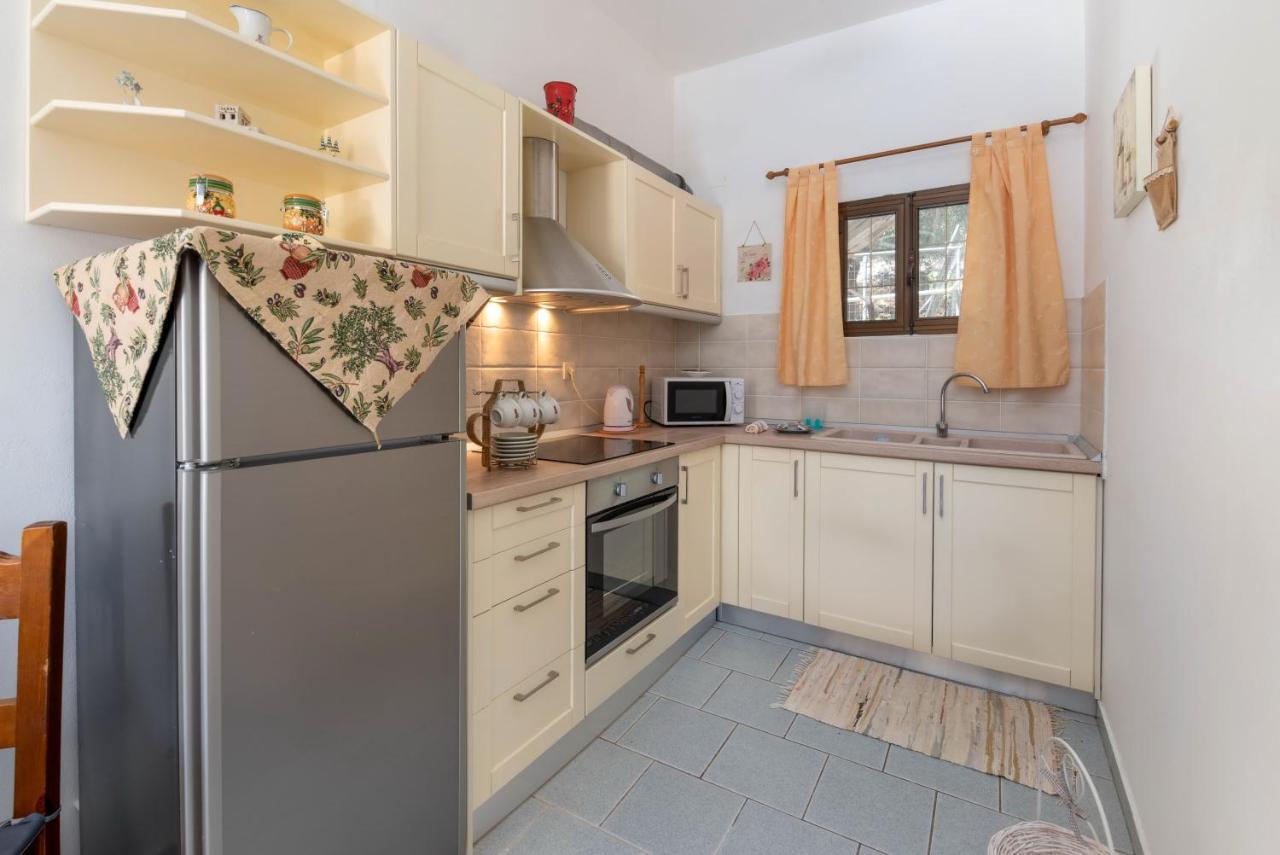 גאיוס Voula Apartments מראה חיצוני תמונה