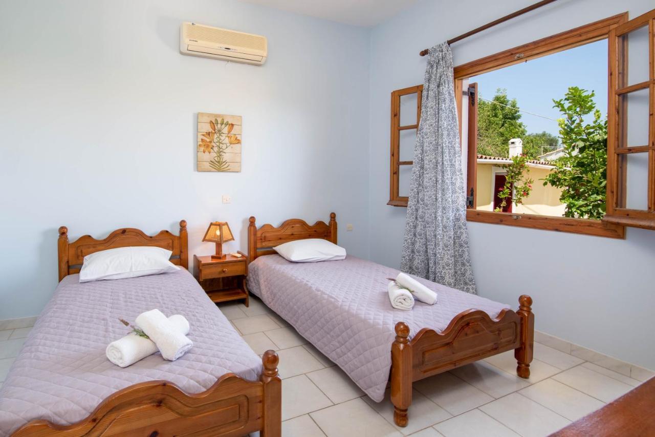 גאיוס Voula Apartments מראה חיצוני תמונה