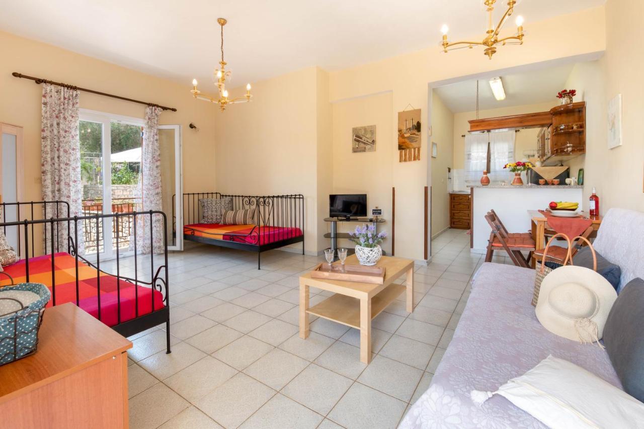 גאיוס Voula Apartments מראה חיצוני תמונה